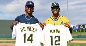 Para pemain yang tidak sabar untuk kami lihat di MLB Masa Depan…
| beritakitanih Para pemain yang tidak sabar untuk kami lihat di MLB Masa Depan...
| beritakitanih