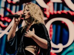 Paris Paloma memberi tahu penonton, “Jika Anda ingin mendukung artis, jangan gunakan AI” di atas panggung di Bilbao BBK Live 2026
| beritakitanih Paris Paloma memberi tahu penonton, “Jika Anda ingin mendukung artis, jangan gunakan AI” di atas panggung di Bilbao BBK Live 2026
| beritakitanih