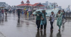 Pelacak musim hujan LANGSUNG: Layanan helikopter ditangguhkan di tengah kondisi cuaca buruk di Kedarnath Dham Yatra
| beritakitanih Pelacak musim hujan LANGSUNG: Layanan helikopter ditangguhkan di tengah kondisi cuaca buruk di Kedarnath Dham Yatra
| beritakitanih