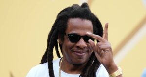 Pelanggaran keamanan konser Stadion Jay-Z Yankee yang menyebabkan penundaan besar terekam dalam video
| beritakitanih Pelanggaran keamanan konser Stadion Jay-Z Yankee yang menyebabkan penundaan besar terekam dalam video
| beritakitanih