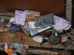 Pemakaman diadakan untuk 14 anak Pakistan yang tewas di runtuhnya pusat bimbingan belajar
| beritakitanih Pemakaman diadakan untuk 14 anak Pakistan yang tewas di runtuhnya pusat bimbingan belajar
| beritakitanih