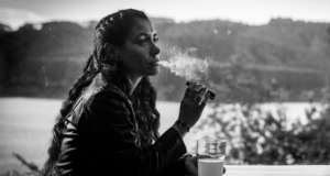 Pembuat Film Chili Terkenal Valeria Sarmiento Mengucapkan Selamat Tinggal pada Sutradara Dengan Drama Pelecehan Seksual Masa Kecil ‘Behind the Rain’ yang Mempengaruhi
| beritakitanih Pembuat Film Chili Terkenal Valeria Sarmiento Mengucapkan Selamat Tinggal pada Sutradara Dengan Drama Pelecehan Seksual Masa Kecil 'Behind the Rain' yang Mempengaruhi
| beritakitanih