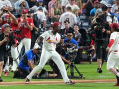 Pemenang HR Derby termuda: Jordan Walker dari Cardinals membuat sejarah dengan kemenangan tahun 2026 atas Kyle Schwarber
| beritakitanih Pemenang HR Derby termuda: Jordan Walker dari Cardinals membuat sejarah dengan kemenangan tahun 2026 atas Kyle Schwarber
| beritakitanih