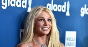 “Pencipta ‘Gadis Baru’ Liz Meriwether Disadap untuk Menulis Film Biopik Britney Spears”.
| beritakitanih "Pencipta 'Gadis Baru' Liz Meriwether Disadap untuk Menulis Film Biopik Britney Spears".
| beritakitanih