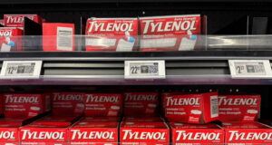 Pengadilan Banding Menghidupkan Kembali Tuntutan Hukum yang Mengikat Penggunaan Tylenol pada Kehamilan dengan Autisme dan ADHD
| beritakitanih Pengadilan Banding Menghidupkan Kembali Tuntutan Hukum yang Mengikat Penggunaan Tylenol pada Kehamilan dengan Autisme dan ADHD
| beritakitanih