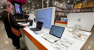 Pengeluaran AI yang besar-besaran menaikkan harga laptop dan listrik, seiring dengan pengawasan ketat dari The Fed
| beritakitanih Pengeluaran AI yang besar-besaran menaikkan harga laptop dan listrik, seiring dengan pengawasan ketat dari The Fed
| beritakitanih
