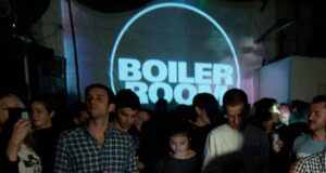 Pengunjuk rasa KKR di acara Boiler Room di New York dilaporkan “diserang” dan “diinjak-injak”
| beritakitanih Pengunjuk rasa KKR di acara Boiler Room di New York dilaporkan “diserang” dan “diinjak-injak”
| beritakitanih