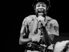 Penyanyi Utama Village People Victor Willis Meninggal di Usia 74 Tahun
| beritakitanih Penyanyi Utama Village People Victor Willis Meninggal di Usia 74 Tahun
| beritakitanih