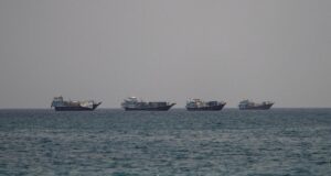 Perang Asia Barat LANGSUNG: Tanker terkena proyektil di Selat Hormuz
| beritakitanih Perang Asia Barat LANGSUNG: Tanker terkena proyektil di Selat Hormuz
| beritakitanih