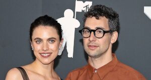 Perwakilan Margaret Qualley Membantah Rumor Perselingkuhan Tentang Mantan Jack Antonoff
| beritakitanih Perwakilan Margaret Qualley Membantah Rumor Perselingkuhan Tentang Mantan Jack Antonoff
| beritakitanih