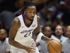 Peterson, Boozer kuat dalam debut Liga Musim Panas
| beritakitanih Peterson, Boozer kuat dalam debut Liga Musim Panas
| beritakitanih