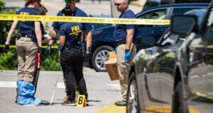 Pihak Berwenang Menyelidiki Penembakan Fatal di Biddeford, Maine, Melibatkan Agen Federal
| beritakitanih Pihak Berwenang Menyelidiki Penembakan Fatal di Biddeford, Maine, Melibatkan Agen Federal
| beritakitanih