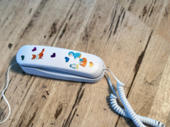 Pinwheel meluncurkan telepon rumah yang terinspirasi gaya retro untuk anak-anak
| beritakitanih Pinwheel meluncurkan telepon rumah yang terinspirasi gaya retro untuk anak-anak
| beritakitanih