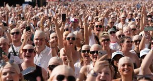 Pitbull Pecahkan Rekor Dunia Guinness untuk ‘Topi Botak’ Terbanyak di Festival London
| beritakitanih Pitbull Pecahkan Rekor Dunia Guinness untuk 'Topi Botak' Terbanyak di Festival London
| beritakitanih