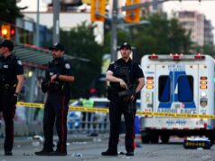Polisi Toronto mencari tersangka setelah penembakan mematikan di festival
| beritakitanih Polisi Toronto mencari tersangka setelah penembakan mematikan di festival
| beritakitanih