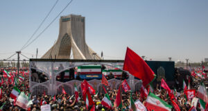 Rakyat Iran Berduka Atas Pembunuhan Pemimpinnya, dan Menyerukan Pembalasan
| beritakitanih Rakyat Iran Berduka Atas Pembunuhan Pemimpinnya, dan Menyerukan Pembalasan
| beritakitanih