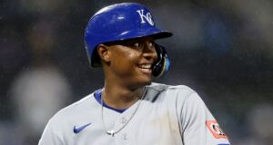 Royals ‘Tolbert (12 AB, 12 hits) menyamai rekor MLB
| beritakitanih Royals 'Tolbert (12 AB, 12 hits) menyamai rekor MLB
| beritakitanih