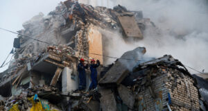 Rusia Menyerang Ukraina sebagai Ledakan Mengguncang Ibu Kota Kyiv
| beritakitanih Rusia Menyerang Ukraina sebagai Ledakan Mengguncang Ibu Kota Kyiv
| beritakitanih