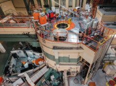 STEP tokamak mendapatkan desain inti reaktor fusi modular untuk mengurangi waktu henti dan meningkatkan pemeliharaan
| beritakitanih STEP tokamak mendapatkan desain inti reaktor fusi modular untuk mengurangi waktu henti dan meningkatkan pemeliharaan
| beritakitanih