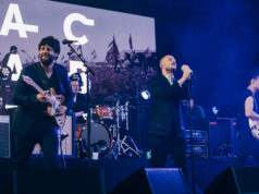 Saksikan debut lagu baru The Maccabees yang penuh semangat ‘Ballad Of So Long’ secara langsung di Edinburgh
| beritakitanih Saksikan debut lagu baru The Maccabees yang penuh semangat 'Ballad Of So Long' secara langsung di Edinburgh
| beritakitanih