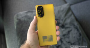 Saya akhirnya mendapatkan Trump Phone seharga $499. Ini ponsel Android terburuk yang pernah saya gunakan pada tahun 2026
| beritakitanih Saya akhirnya mendapatkan Trump Phone seharga $499. Ini ponsel Android terburuk yang pernah saya gunakan pada tahun 2026
| beritakitanih