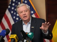 Senator Lindsey Graham meninggal setelah sakit yang tidak terduga
| beritakitanih Senator Lindsey Graham meninggal setelah sakit yang tidak terduga
| beritakitanih