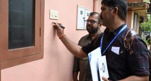 Sensus 2027: Enumerator memulai kunjungan dari pintu ke pintu untuk tahap Houselisting di Kerala
| beritakitanih Sensus 2027: Enumerator memulai kunjungan dari pintu ke pintu untuk tahap Houselisting di Kerala
| beritakitanih