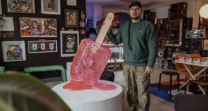 Seorang artis membawakan ‘ICE pops’ ke kampus Texas. Pertunjukan ditutup dalam beberapa hari
| beritakitanih Seorang artis membawakan 'ICE pops' ke kampus Texas. Pertunjukan ditutup dalam beberapa hari
| beritakitanih