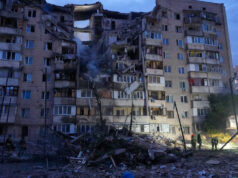 Serangan Mematikan Rusia Mengguncang Kyiv pada Malam KTT NATO
| beritakitanih Serangan Mematikan Rusia Mengguncang Kyiv pada Malam KTT NATO
| beritakitanih