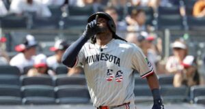 Si kembar mencetak enam gol dalam kemenangan 11-4 atas Yankees
| beritakitanih Si kembar mencetak enam gol dalam kemenangan 11-4 atas Yankees
| beritakitanih