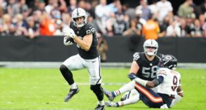 Siapa pemain terbaik NFL? Eksekutif, pelatih…
| beritakitanih Siapa pemain terbaik NFL? Eksekutif, pelatih...
| beritakitanih