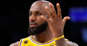 Siapa yang bisa menyaingi Warriors untuk merekrut LeBron?
| beritakitanih Siapa yang bisa menyaingi Warriors untuk merekrut LeBron?
| beritakitanih