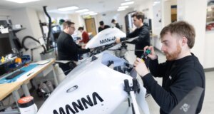 Startup pengiriman drone otonom, Manna, merencanakan ekspansi besar-besaran di AS
| beritakitanih Startup pengiriman drone otonom, Manna, merencanakan ekspansi besar-besaran di AS
| beritakitanih