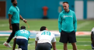 Tanya Jawab Miami Dolphins: 10 Pertanyaan yang Akan Mendefinisikan 2026, Bagian ke-9 dari 10
| beritakitanih Tanya Jawab Miami Dolphins: 10 Pertanyaan yang Akan Mendefinisikan 2026, Bagian ke-9 dari 10
| beritakitanih