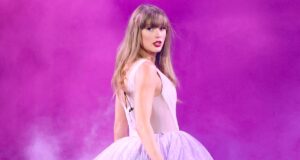 Taylor Swift Mencetak Nominasi Emmy untuk Film Konser Eras Tour
| beritakitanih Taylor Swift Mencetak Nominasi Emmy untuk Film Konser Eras Tour
| beritakitanih