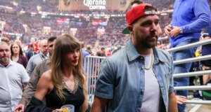 Taylor Swift, Travis Kelce Memulai Pekan Pernikahan Dengan Sumbangan Amal $26 Juta
| beritakitanih Taylor Swift, Travis Kelce Memulai Pekan Pernikahan Dengan Sumbangan Amal $26 Juta
| beritakitanih