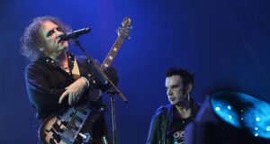 The Cure mengumumkan putra Simon Gallup, Eden, menggantikannya dalam tur karena dia “tidak cukup sehat untuk bermain”
| beritakitanih The Cure mengumumkan putra Simon Gallup, Eden, menggantikannya dalam tur karena dia “tidak cukup sehat untuk bermain”
| beritakitanih