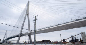 Trump Mencoba Memblokir Jembatan Baru Kanada ke Detroit. Pokoknya Ini Terbuka.
| beritakitanih Trump Mencoba Memblokir Jembatan Baru Kanada ke Detroit. Pokoknya Ini Terbuka.
| beritakitanih