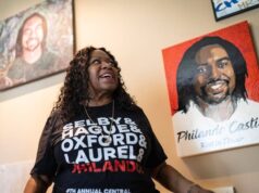 Valerie Castile berbicara tentang putranya Philando
| beritakitanih Valerie Castile berbicara tentang putranya Philando
| beritakitanih