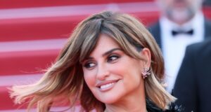 ‘Weekend Bob’ Penélope Cruz Adalah Gaya Rambut Musim Panas yang Paling Dapat Dipakai
| beritakitanih 'Weekend Bob' Penélope Cruz Adalah Gaya Rambut Musim Panas yang Paling Dapat Dipakai
| beritakitanih