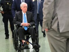 Yang Perlu Diketahui Tentang Ketakutan Kesehatan Mitch McConnell Baru-baru ini
| beritakitanih Yang Perlu Diketahui Tentang Ketakutan Kesehatan Mitch McConnell Baru-baru ini
| beritakitanih